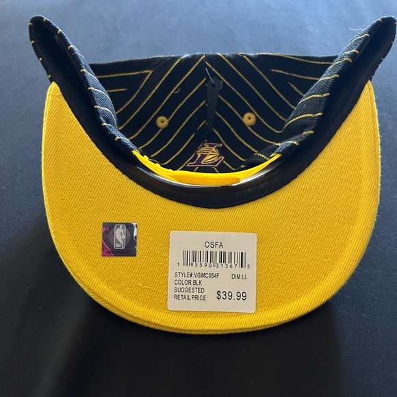 Ultra Game NBA LOS ANGELES LAKERS 1948 Snapback Hat Black w/ Gold Pinstripes NWT - Picture 3 of 4